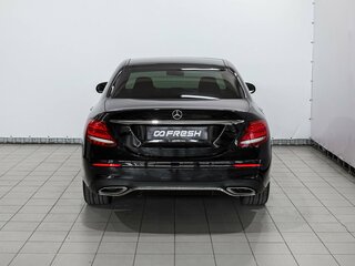 2019 Mercedes-Benz E-Класс 200 V (W213, S213, C238), чёрный, 3570000 рублей, вид 4