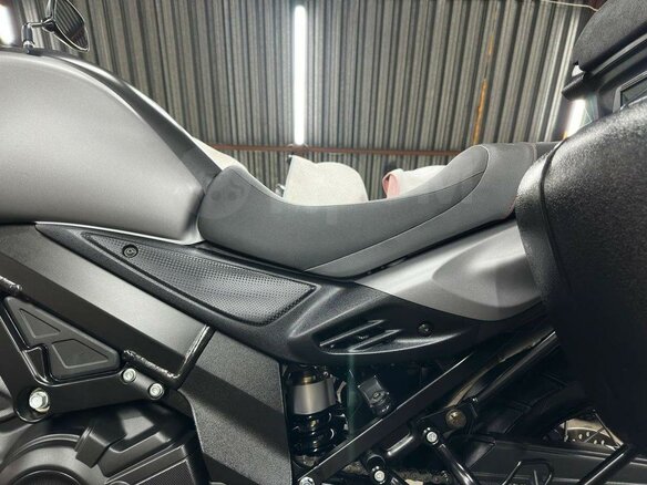 2015 Suzuki V-Strom DL 650, серый - вид 30