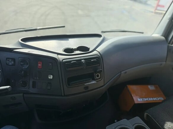 2017 Mercedes-Benz Atego, белый - вид 11