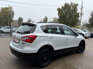 2014 Suzuki SX4 II (S-Cross), белый, 990000 рублей, вид 4