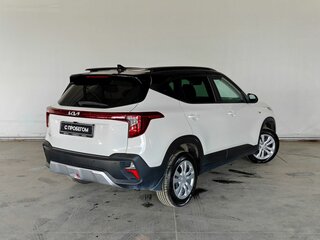 2023 Kia Seltos I Рестайлинг, белый, 2480000 рублей, вид 5