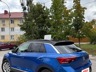2019 Volkswagen T-Roc I, синий, 3099999 рублей, вид 3