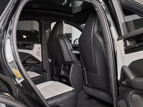 2026 Porsche Cayenne Coupé III Рестайлинг, чёрный, 17400000 рублей - вид 12