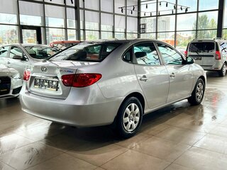 2010 Hyundai Elantra IV (HD), серебристый, 870000 рублей, вид 4