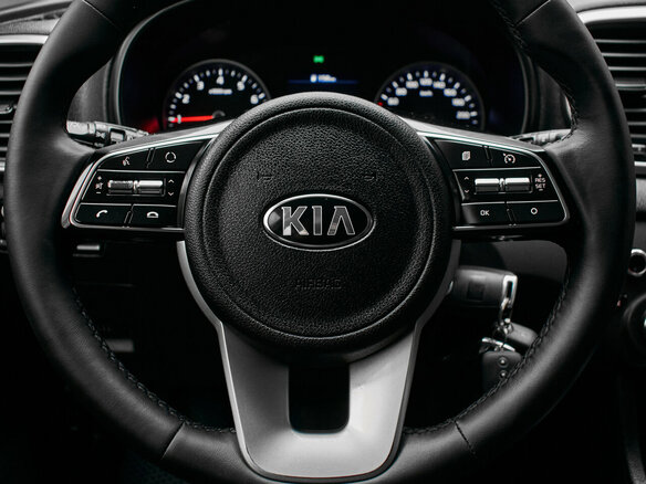 2018 Kia Sportage IV Рестайлинг, чёрный, 2340000 рублей - вид 12