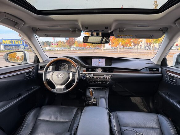 2014 Lexus ES 300h VI, белый, 2290000 рублей - вид 15