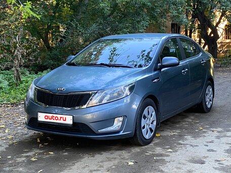 2014 Kia Rio 5-speed III, голубой, 920000 рублей, вид 2