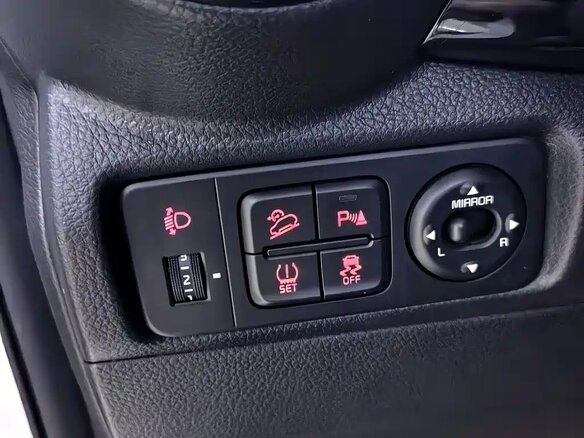 2021 Kia KX1, белый, 1320000 рублей - вид 12
