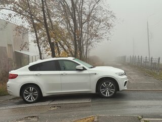 2013 BMW X6 M I (E71) Рестайлинг, белый, 2800000 рублей, вид 4