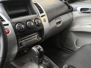2008 Mitsubishi Pajero Sport II, серебристый, 1450000 рублей, вид 5