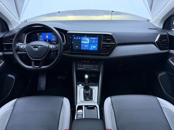 2022 Jetta VS7 I Рестайлинг 1, белый, 1520007 рублей - вид 9