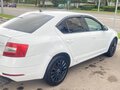 2018 Skoda Octavia III (A7) Рестайлинг, белый - вид 4
