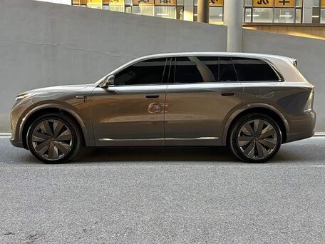 2026 Li Auto (Lixiang) L9 II, коричневый, 12480000 рублей, вид 3
