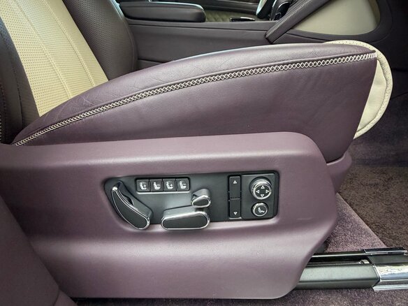 2021 Bentley Bentayga I Рестайлинг, фиолетовый, 19300000 рублей - вид 19