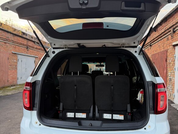 2014 Ford Explorer V, белый, 1680000 рублей - вид 16