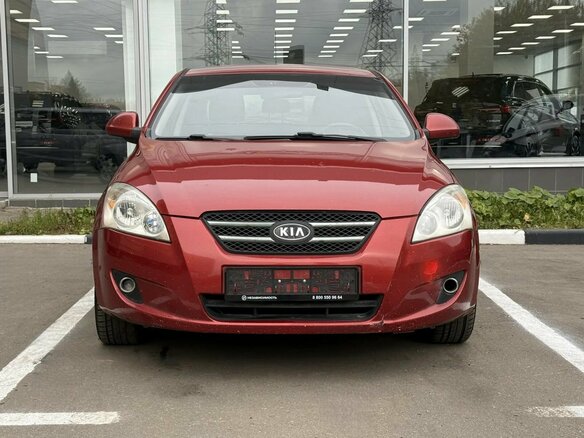 2009 Kia Ceed I, красный - вид 1