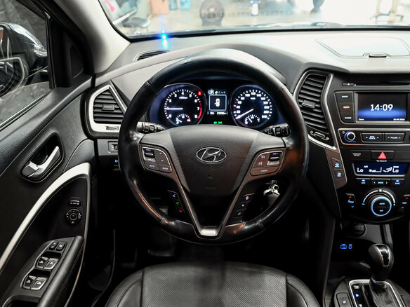2016 Hyundai Santa Fe III Рестайлинг, чёрный, 1770000 рублей - вид 12