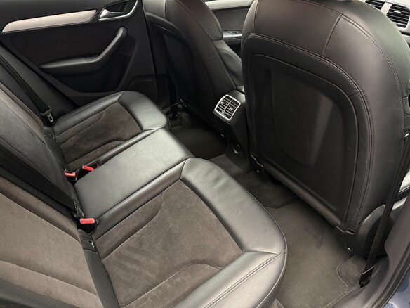 2016 Audi Q3 I (8U) Рестайлинг, синий, 2090000 рублей - вид 18