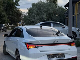 2022 Hyundai Elantra VII (CN7), белый, 1554000 рублей, вид 3