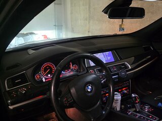 2010 BMW 5 серии Gran Turismo 530d xDrive VI (F10/F11/F07), чёрный, 1370000 рублей, вид 3