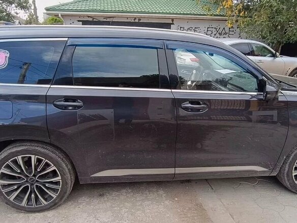 2021 Exeed VX I, серый, 1990000 рублей - вид 3