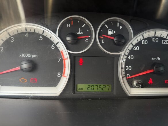 2010 Chevrolet Aveo I Рестайлинг, белый, 460000 рублей - вид 12