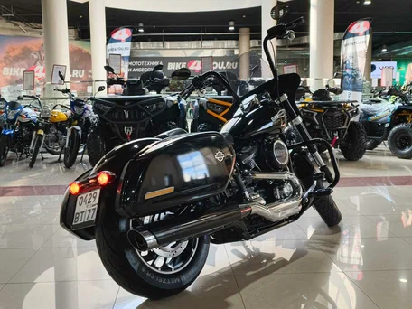 2018 Harley-Davidson Sport Glide, чёрный, 930000 рублей, вид 3