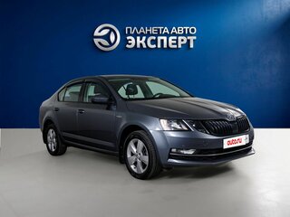 2018 Skoda Octavia III (A7) Рестайлинг, серый, 2299000 рублей, вид 3