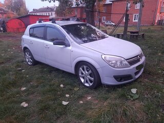2006 Opel Astra H Рестайлинг, серебристый, 300000 рублей, вид 2