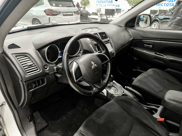 2013 Mitsubishi ASX I Рестайлинг, белый, 850000 рублей - вид 15