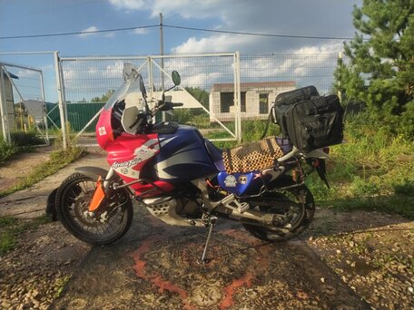 2000 Honda XRV 750 Africa Twin, красный, 600000 рублей, вид 1