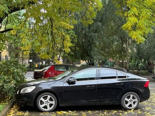 2011 Volvo S60 II, чёрный, 999666 рублей, вид 2