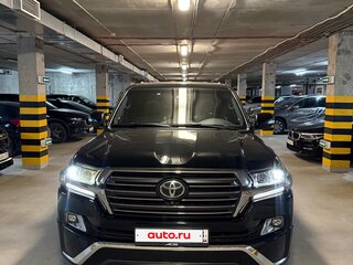 2017 Toyota Land Cruiser 200 Series Рестайлинг 2, чёрный, 6700000 рублей, вид 1
