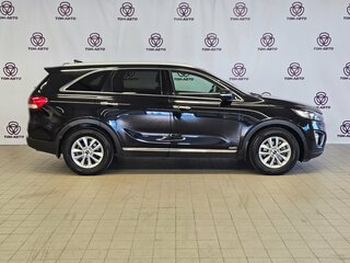 2017 Kia Sorento III Prime, чёрный, 2112000 рублей, вид 4