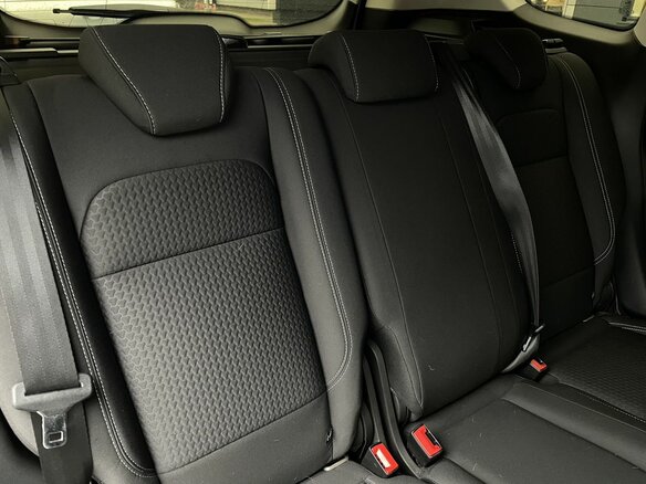 2017 Ford Kuga II Рестайлинг, белый, 1799000 рублей - вид 10