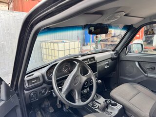2021 Lada (ВАЗ) 2121 (4x4) Urban I Рестайлинг (2020), чёрный, 740000 рублей, вид 4