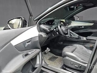 2022 Peugeot 3008 II Рестайлинг, серый, 2355000 рублей, вид 5