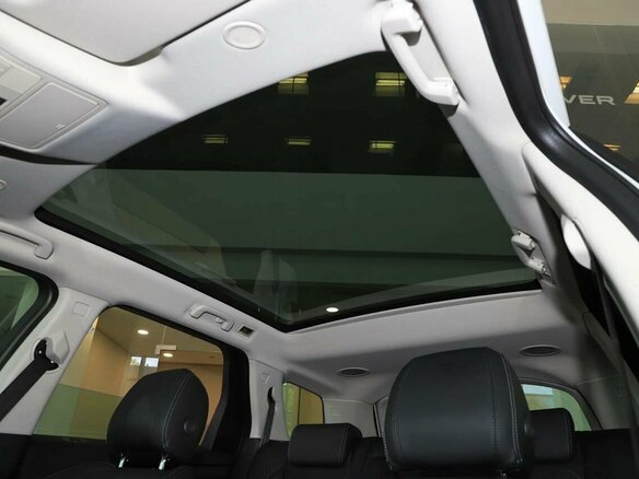 2025 Land Rover Discovery Sport I Рестайлинг, белый, 5885000 рублей - вид 14