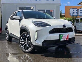2023 Toyota Yaris Cross I, белый, 1495000 рублей, вид 4