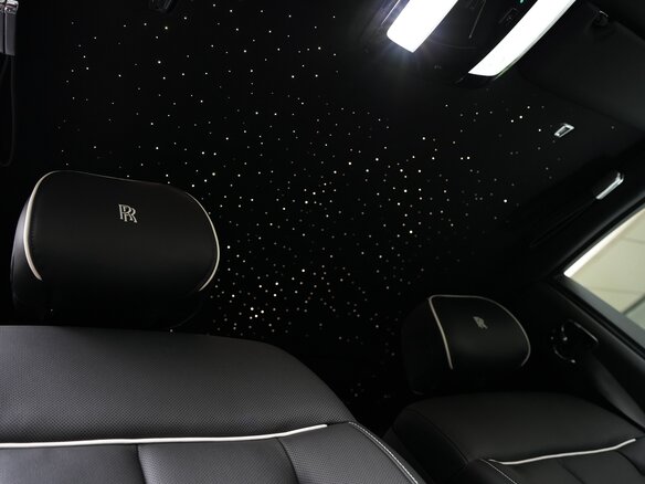 2021 Rolls-Royce Phantom VIII (Series I), чёрный, 49000000 рублей - вид 21
