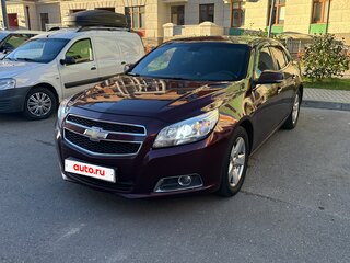 2012 Chevrolet Malibu VIII, пурпурный, 1100000 рублей, вид 2