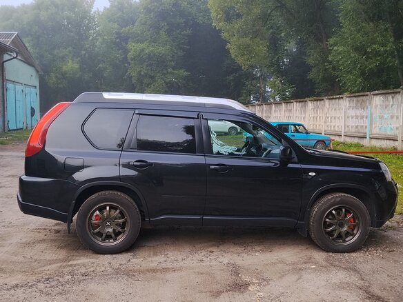 2011 Nissan X-Trail II Рестайлинг, чёрный, 1100000 рублей - вид 3