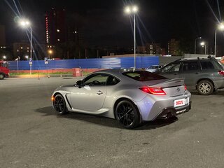 2024 Toyota GR86, серебристый, 3900000 рублей, вид 4
