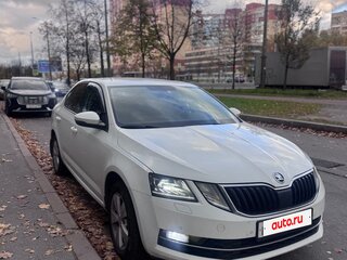 2020 Skoda Octavia III (A7) Рестайлинг, белый, 1739000 рублей, вид 2