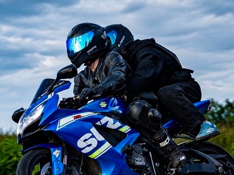 2009 Suzuki GSX-R 750, синий, 590000 рублей, вид 1
