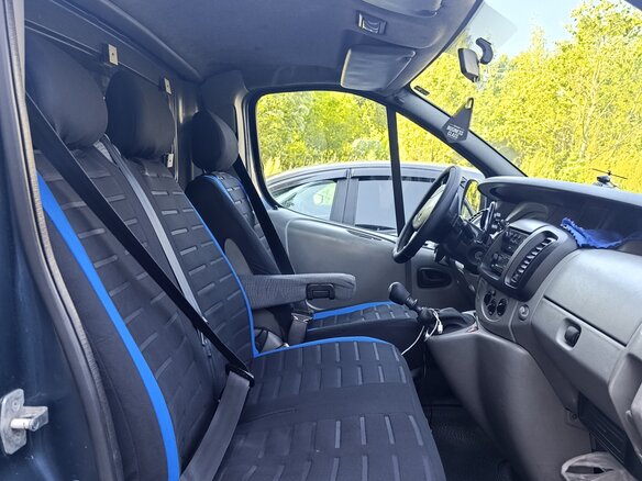 2002 Renault Trafic, синий, 950000 рублей - вид 2