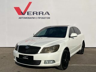 2011 Skoda Octavia II (A5) Рестайлинг, белый, 850000 рублей, вид 3
