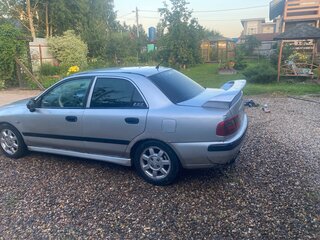 2001 Mitsubishi Carisma I Рестайлинг, серебристый, 155000 рублей, вид 4