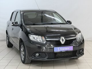 2015 Renault Sandero II, чёрный, 690000 рублей, вид 2