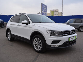 2017 Volkswagen Tiguan II, белый, 1799000 рублей, вид 3